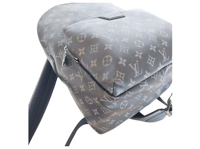 Louis Vuitton Mochila Discovery PM en lona Monogram Eclipse negra Castaño - vista 6