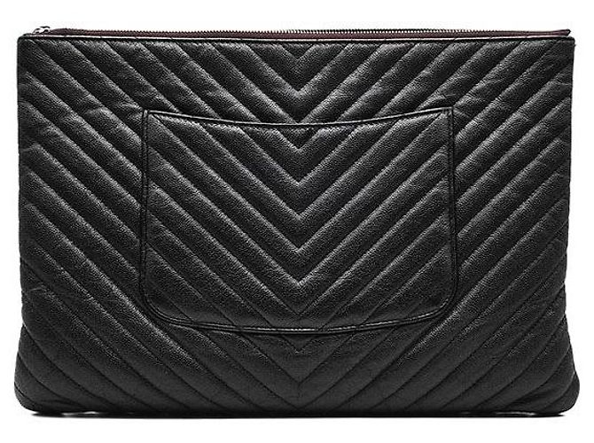 Chanel Clutch Chevron in Caviar Large Nero - vista 3