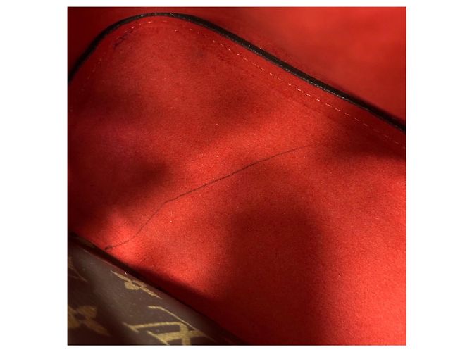 Louis Vuitton Monogram NeoNoe MM Red Rouge - vue 5