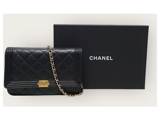 Chanel Borsa a tracolla Boy WOC in agnello nero e oro - vista 7