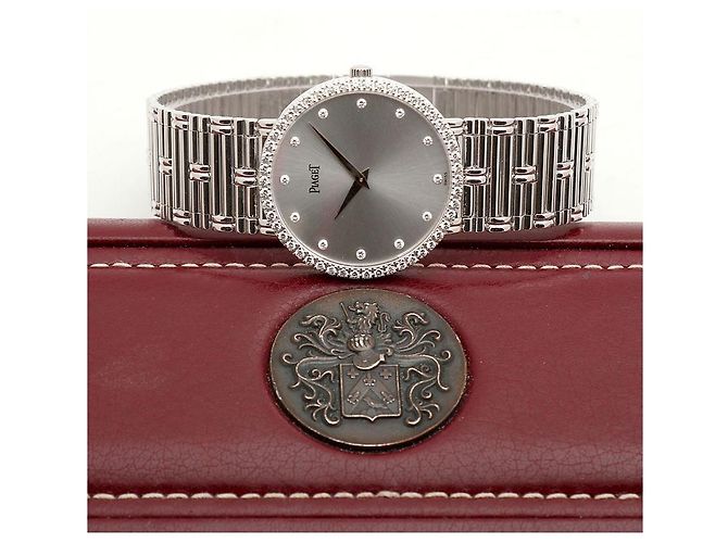 Piaget Altiplano Tradition White Gold Medium Men's Watch Case - view 26