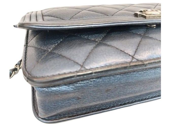 Chanel Clutch Boy WOC in agnello Navy Black con catena Mini Crossbody Blu - vista 8