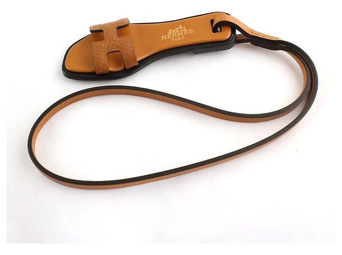 Hermès Apsong Camel Oran Slipper Taschenanhänger Braun - Ansicht 2