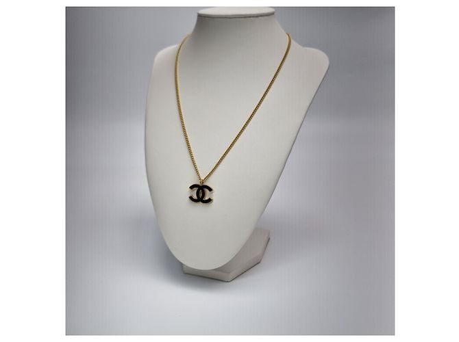 Chanel Collana con logo CC (Collana in Oro Nero) - vista 3