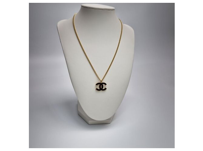 Chanel Collana con logo CC (Collana in Oro Nero) - vista 4