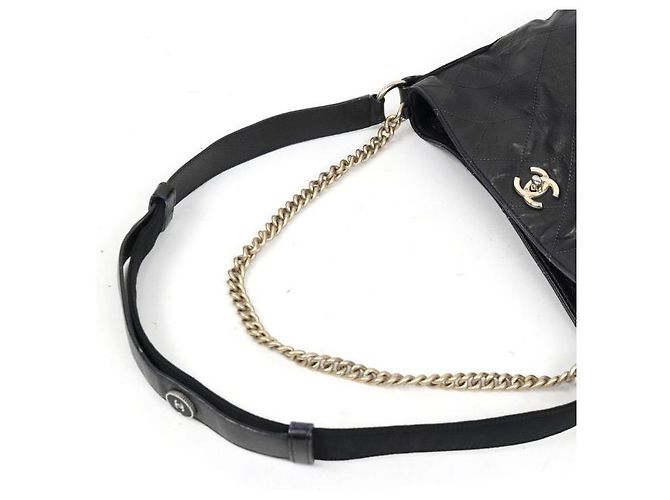 Chanel Black Quilted CC Bucket Bag Schwarz - Ansicht 12