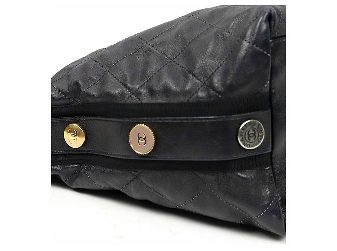 Chanel Black Quilted CC Bucket Bag Schwarz - Ansicht 9