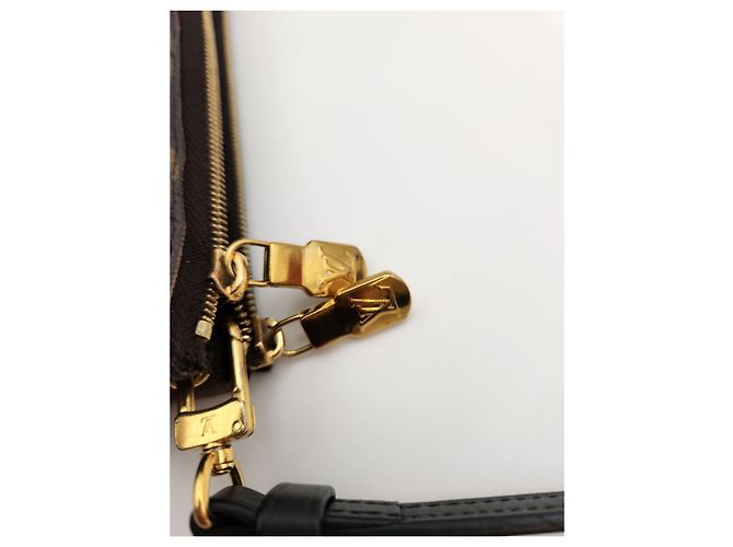 Louis Vuitton Double Zip Pochette Condition - Ansicht 17