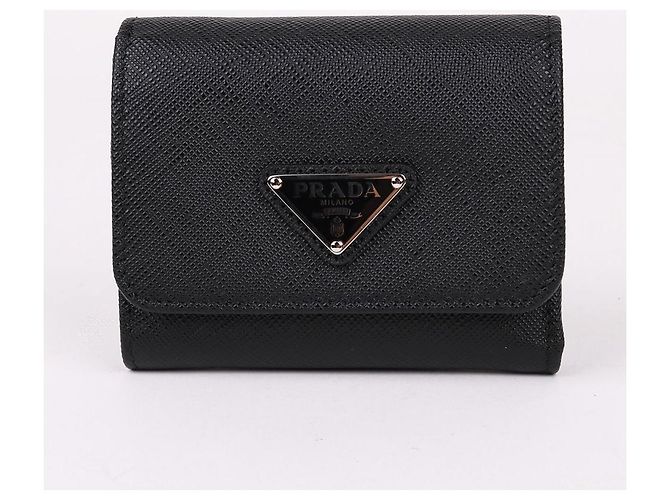 Saffiano Prada Portafoglio da donna con patta senza logo Triangle Nero - vista 2