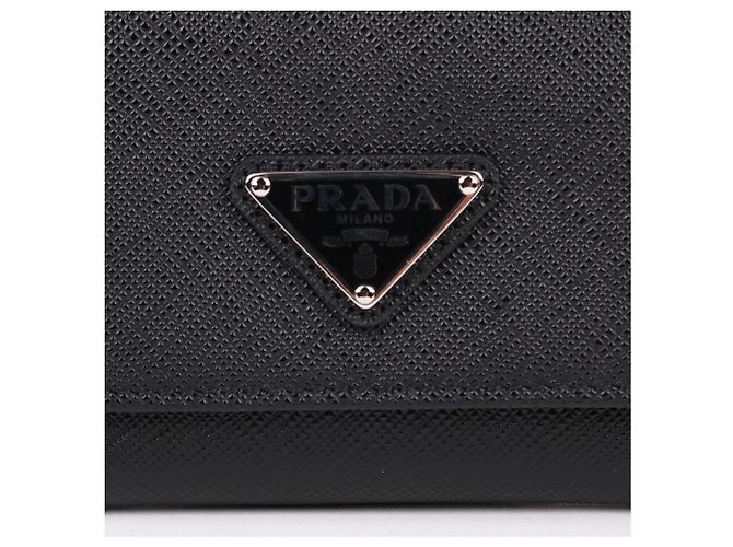Saffiano Prada Portafoglio da donna con patta senza logo Triangle Nero - vista 3