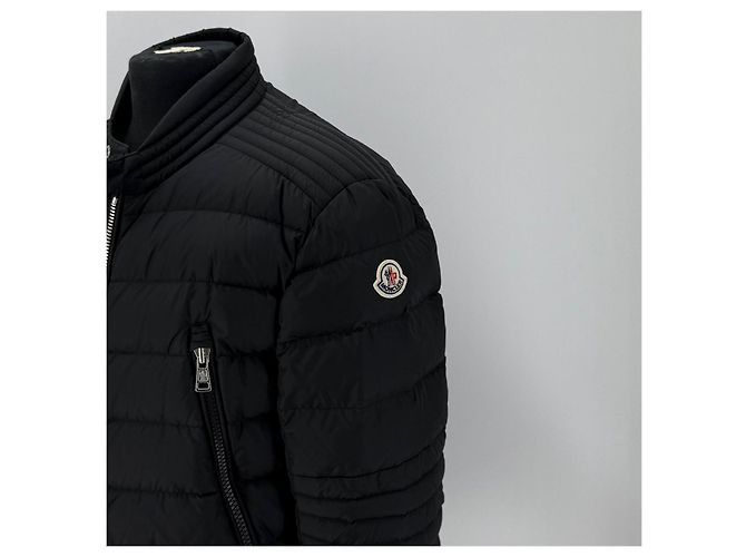 Moncler Amio Amiot Men's Lightweight Down Jacket Silvery - view 7