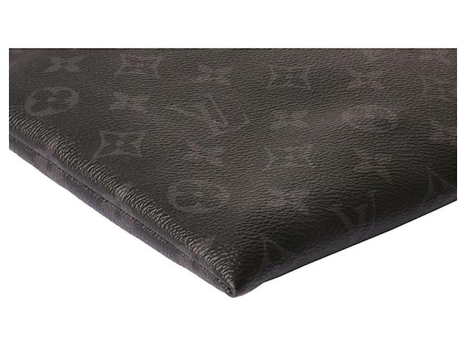 Louis Vuitton Pochette Eclipse Discovery Noir - vue 5