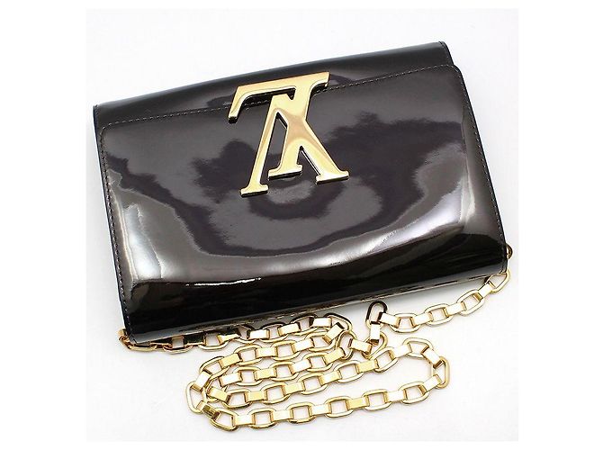 Louis Vuitton Borsa a tracolla Louise GM con catena in Amarante Patent Multicolore - vista 3