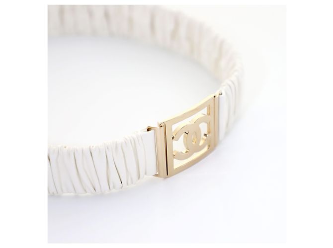 Chanel Cinturón de mujer de piel de cordero blanco con bandas Gold CC - vista 10