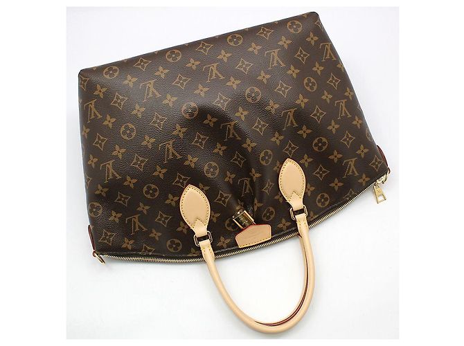 Louis Vuitton Monogram Boétie MM Shoulder Bag Brown - view 3