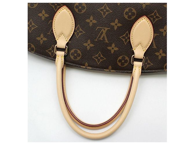 Louis Vuitton Monogram Boétie MM Shoulder Bag Brown - view 7