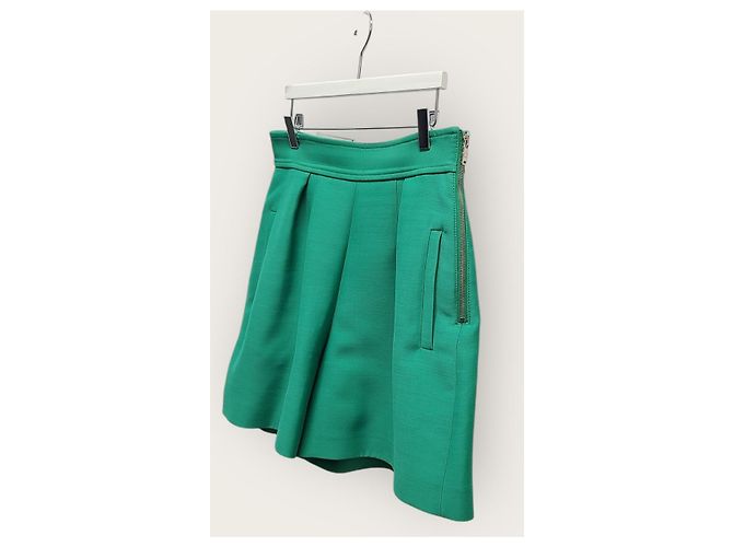 Louis Vuitton Mini shorts a gamba larga in lana e seta verde - vista 2