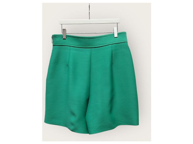 Louis Vuitton Mini shorts a gamba larga in lana e seta verde - vista 3