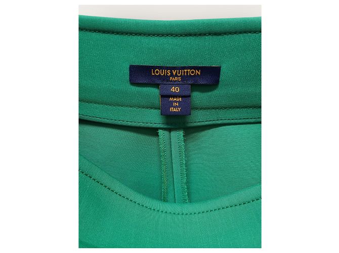 Louis Vuitton Mini shorts a gamba larga in lana e seta verde - vista 4