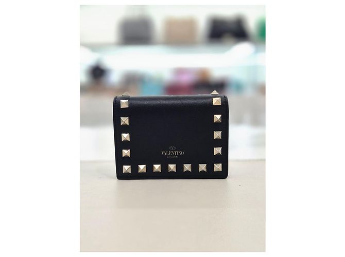 Valentino Portafoglio piccolo da donna in pelle di vitello Rockstud Nero - vista 6