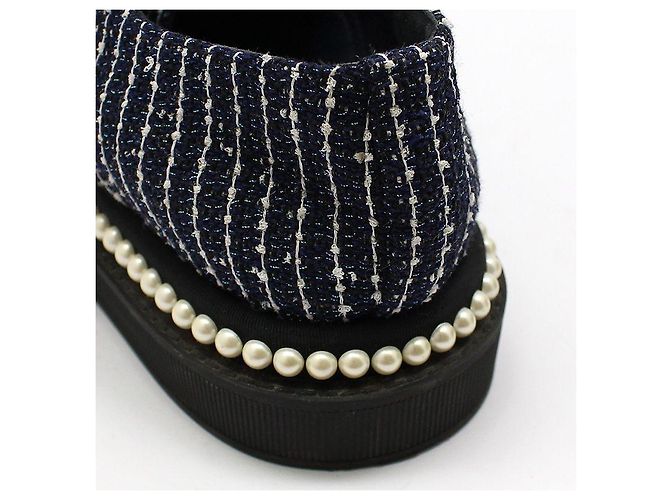 Chanel Sneakers in tweed con lacci di perle Blu - vista 11
