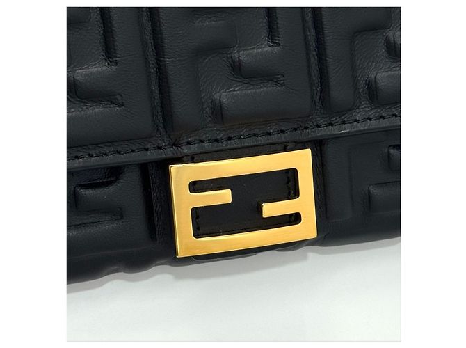 Fendi Borsa a tracolla portafoglio con catena Nero - vista 10