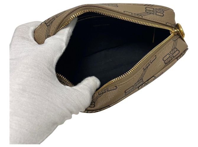 Balenciaga Monogram Camera Umhängetasche Braun - Ansicht 5