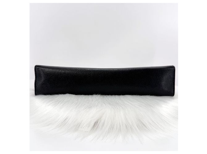 Clutch Louis Vuitton Taiga Black Nero - vista 11