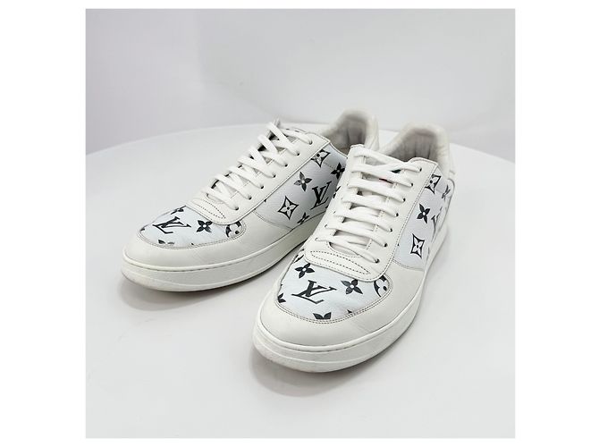 Louis Vuitton Sneakers Monogram Rivoli Bianco - vista 11