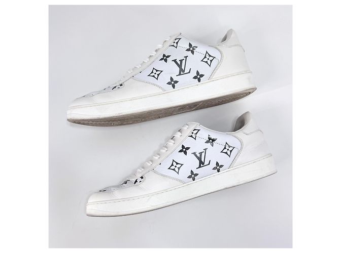 Louis Vuitton Sneakers Monogram Rivoli Bianco - vista 12