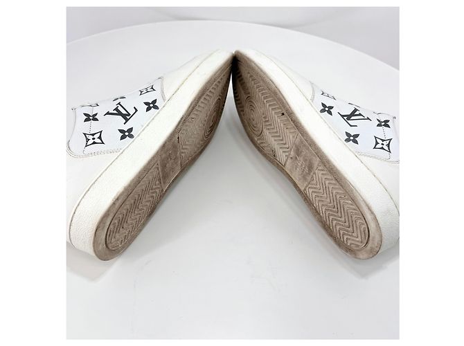 Louis Vuitton Sneakers Monogram Rivoli Bianco - vista 14