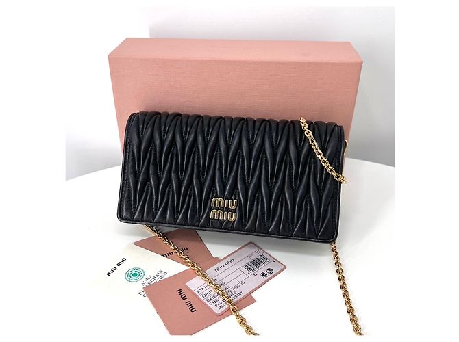 Miu Miu Borsa a tracolla Matarese Napa Chain Black Nero - vista 5