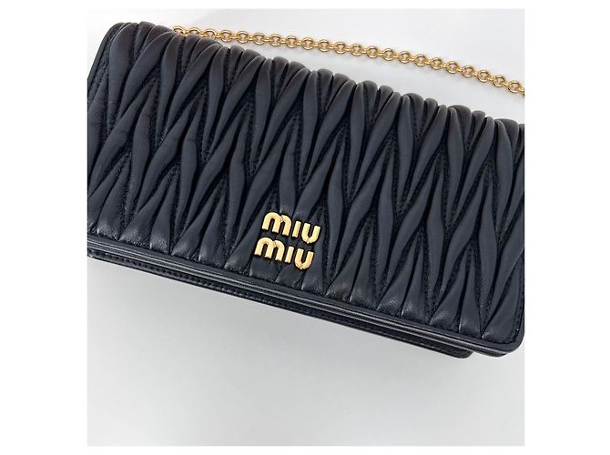 Miu Miu Borsa a tracolla Matarese Napa Chain Black Nero - vista 6