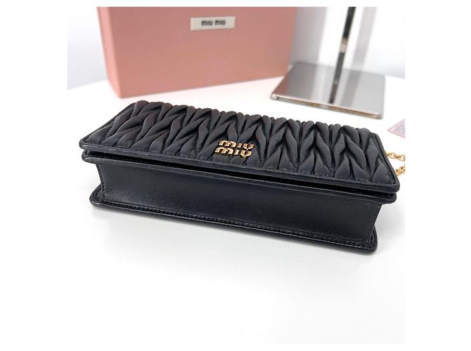 Miu Miu Borsa a tracolla Matarese Napa Chain Black Nero - vista 7