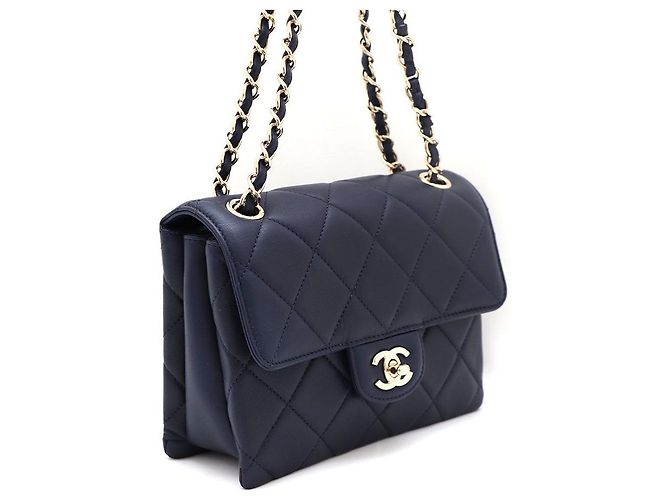 Chanel Bolso de hombro y bolso bandolera de piel de cordero con logotipo CC, Oro Champagne Azul - vista 2