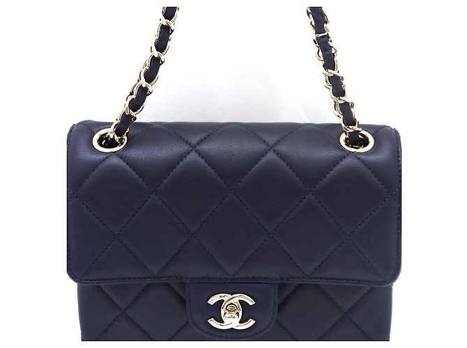 Chanel Bolso de hombro y bolso bandolera de piel de cordero con logotipo CC, Oro Champagne Azul - vista 5