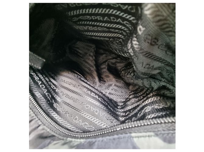 Prada Borsa Messenger in Nylon Crossbody (Premium Unisex, Camo) Multicolore - vista 18