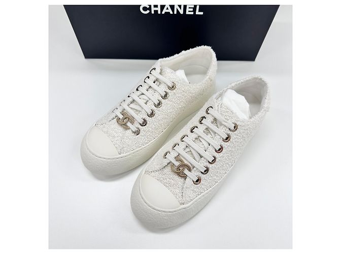 Chanel Sneaker in tweed da donna Argento - vista 3