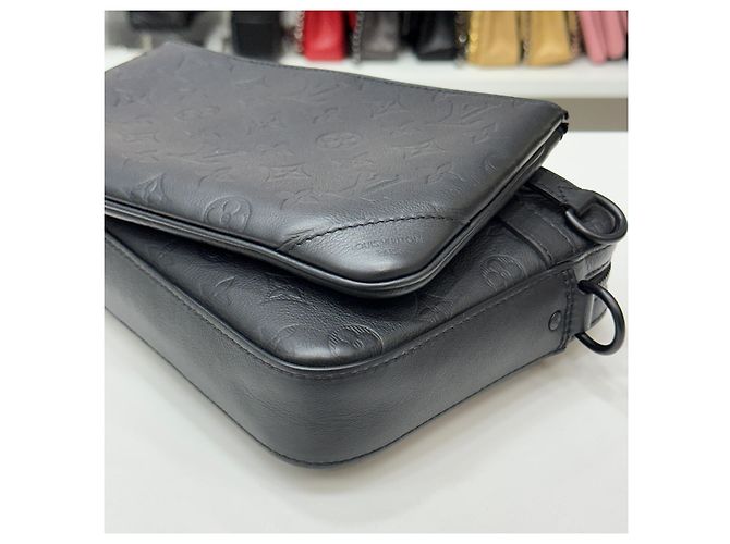 Louis Vuitton Borsa a tracolla Shadow Trio Nero - vista 7