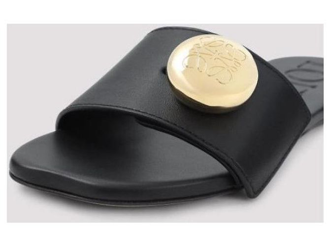 Loewe Sandali Pebble in pelle di vitello morbida Nero - vista 9