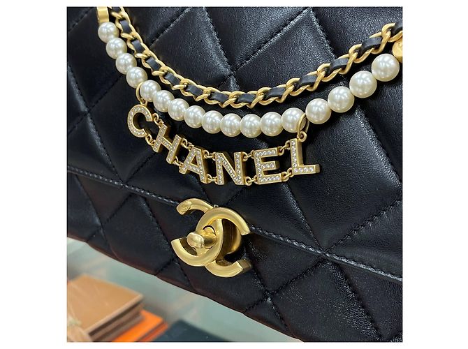 Chanel Borsa con patta e catena con logo di perle Nero Oro - vista 11