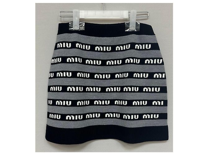 Miu Miu Falda de lana con logo Castaño - vista 2