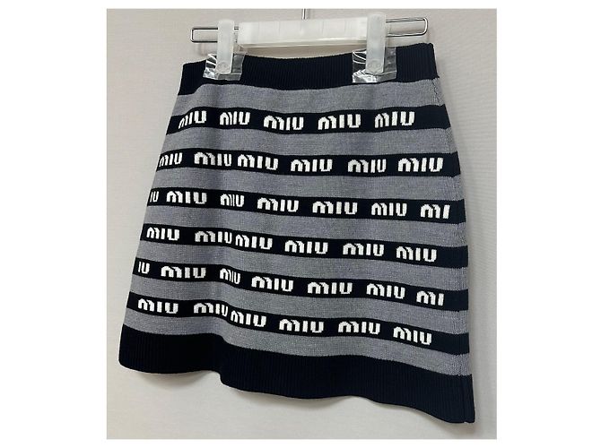 Miu Miu Falda de lana con logo Castaño - vista 4