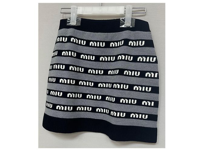 Miu Miu Falda de lana con logo Castaño - vista 5
