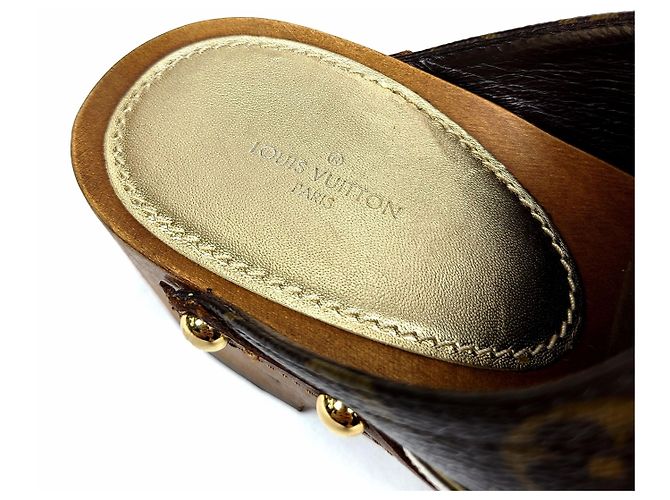 Louis Vuitton Monogram Metallic Cottage Clogs Braun - Ansicht 6