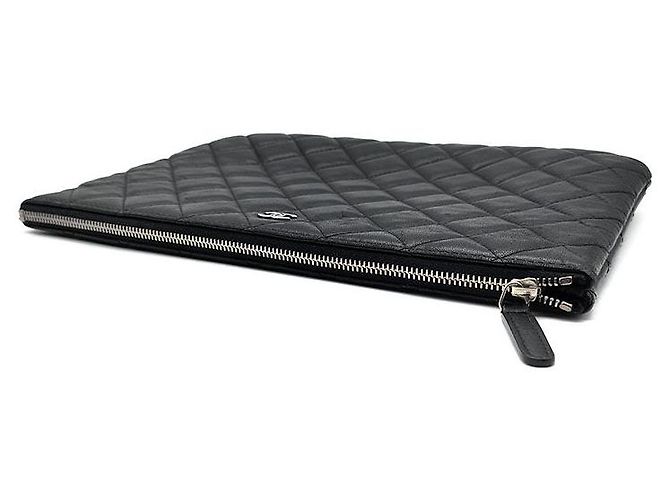 Chanel Clutch in agnello New Medium Nero - vista 5
