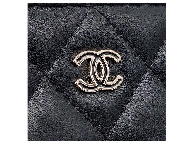 Chanel Clutch in agnello New Medium Nero - vista 7