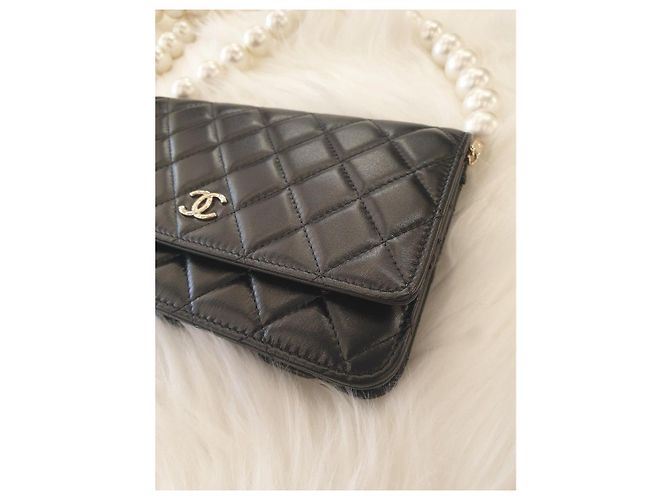 Chanel Serie WOC in agnello decorata con perle Bianco - vista 15