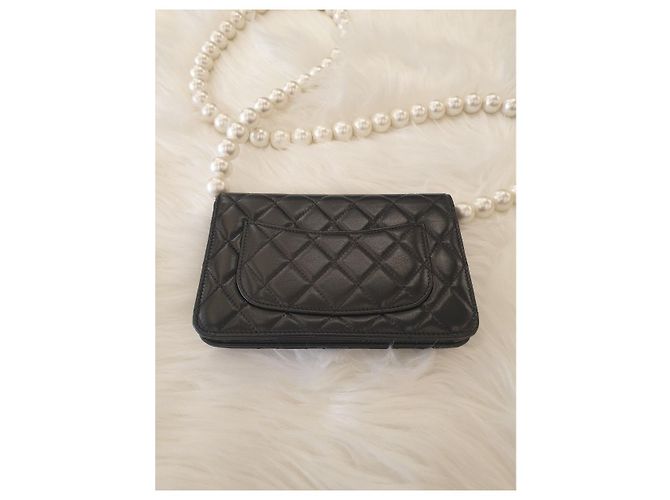 Chanel Serie WOC in agnello decorata con perle Bianco - vista 6