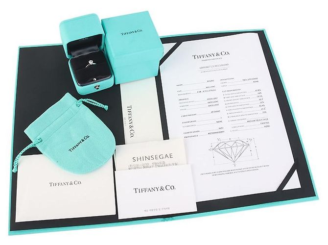 Tiffany & Co Tiffany Setting Diamant Verlobungsring Größe (Tiffany Zertifikat) Silber - Ansicht 6
